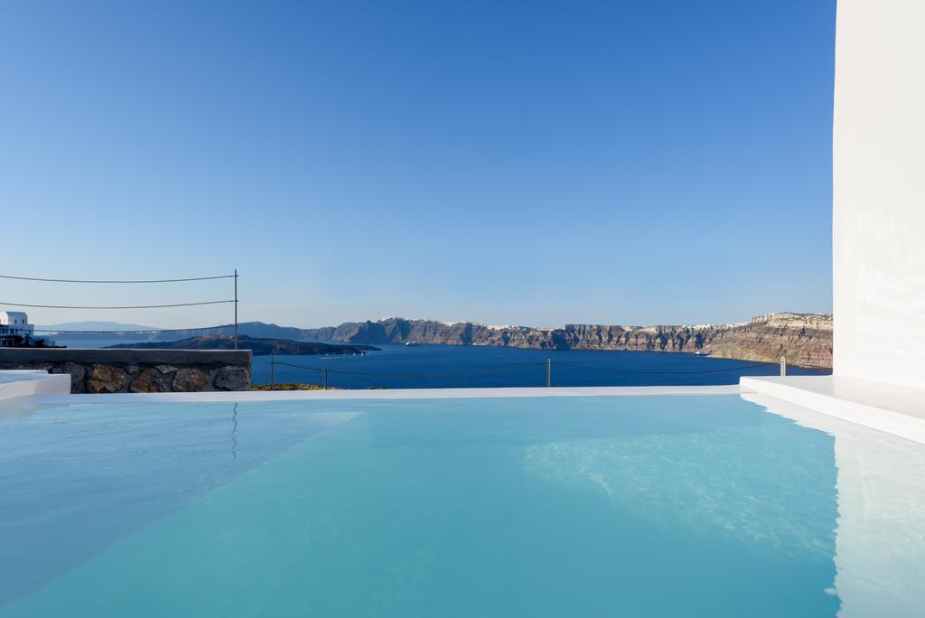 Earino Suites And Villa อาโกรตีรี ภายนอก รูปภาพ